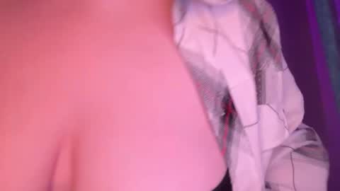 eva_kittenn online show from December 2025 10:00:01 AM