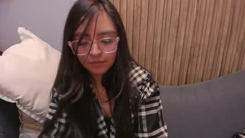 Snapshot of eva_macalliter chatting on December 2024 06:33:02 AM Angelinne online show from December 2024 06:33:02 AM