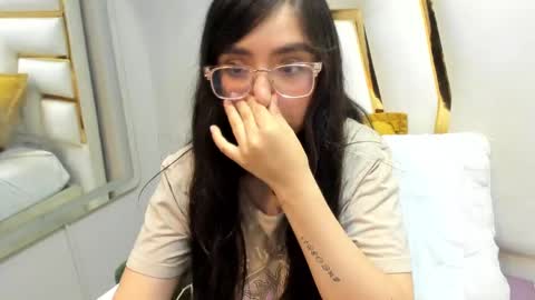 Snapshot of eva_macalliter chatting on March 2025 08:51:02 AM Angelinne online show from March 2025 08:51:02 AM