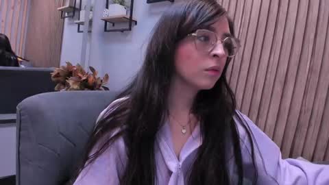 Snapshot of eva_macalliter chatting on September 2025 02:08:01 PM Angelinne online show from September 2025 02:08:01 PM