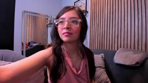 Snapshot of eva_macalliter chatting on September 2025 11:33:02 AM Angelinne online show from September 2025 11:33:02 AM