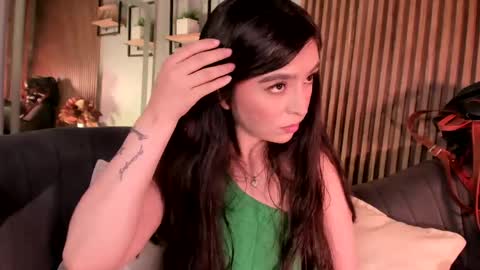 Snapshot of eva_macalliter chatting on May 2026 03:57:02 AM Angelinne online show from May 2026 03:57:02 AM