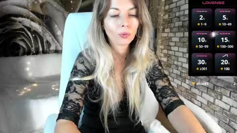 Snapshot of eva_melow chatting on December 2024 06:30:02 PM Eva online show from December 2024 06:30:02 PM