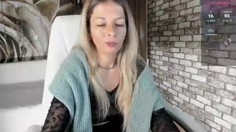 Snapshot of eva_melow chatting on September 2025 02:11:02 PM Eva online show from September 2025 02:11:02 PM