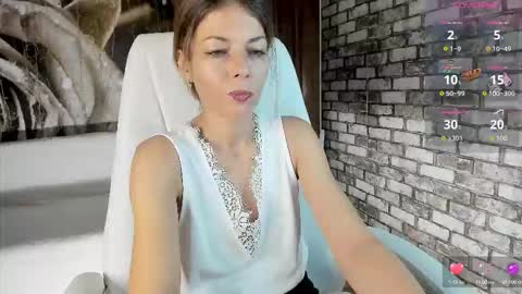 Snapshot of eva_melow chatting on October 2025 10:08:01 AM Eva online show from October 2025 10:08:01 AM