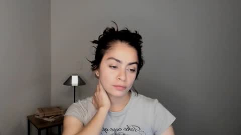 Snapshot of eva_monn chatting on March 2026 02:06:02 AM eva_monn online show from March 2026 02:06:02 AM