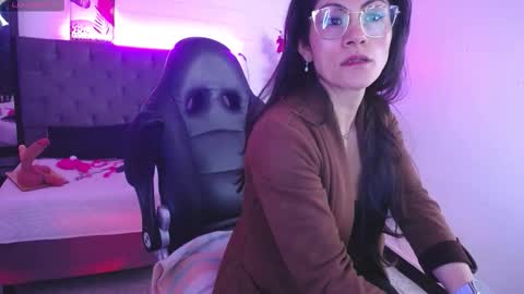 Eva Notty  online show from January 2026 01:24:01 PM