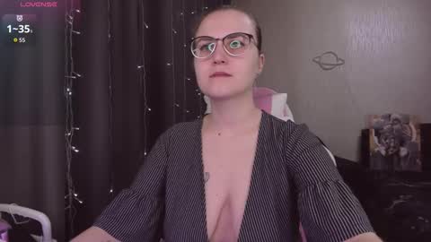 Eva online show from November 2025 09:45:01 AM