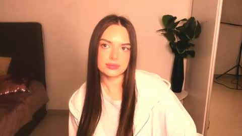 Eva online show from April 2026 06:45:02 PM