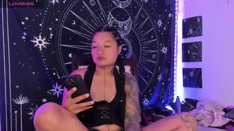 Eva  online show from October 2025 07:29:01 AM