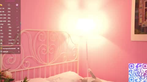 eva_vibe online show from October 2025 04:56:01 AM