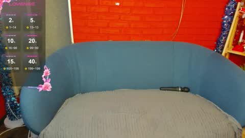 Snapshot of eva_willise chatting on December 2025 03:31:01 PM Hi Im Eva new here online show from December 2025 03:31:01 PM