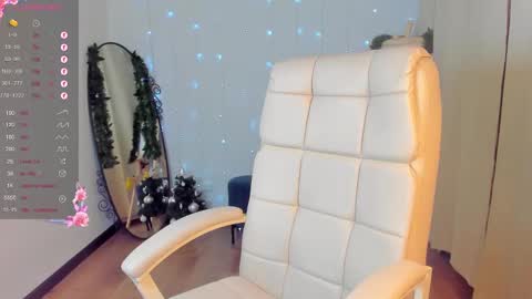 Snapshot of evacadooo chatting on December 2024 05:38:02 AM Eva online show from December 2024 05:38:02 AM