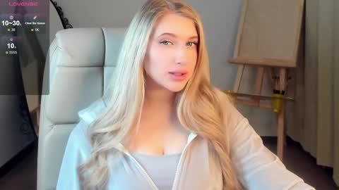 Snapshot of evacadooo chatting on January 2025 02:47:01 AM Eva online show from January 2025 02:47:01 AM