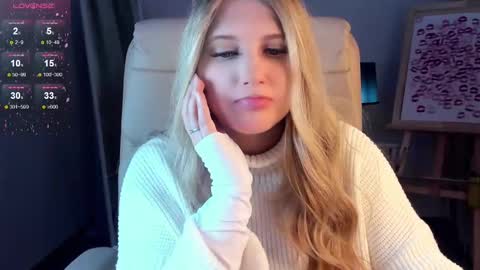 Snapshot of evacadooo chatting on March 2025 02:10:02 AM Eva online show from March 2025 02:10:02 AM