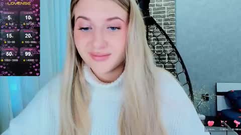 Snapshot of evacadooo chatting on October 2025 02:35:01 AM Eva online show from October 2025 02:35:01 AM