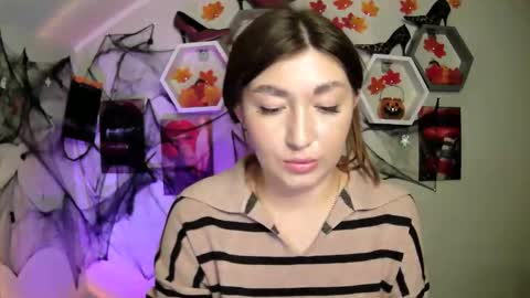 Snapshot of evachaturbatte chatting on October 2025 12:01:02 PM Evachaturbatte online show from October 2025 12:01:02 PM