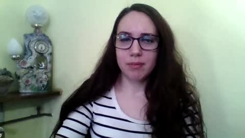 Snapshot of evaclassy chatting on December 2025 08:23:01 AM EVA online show from December 2025 08:23:01 AM