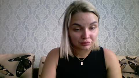 Snapshot of evadelicious_ chatting on July 2026 02:34:01 PM evadelicious_ online show from July 2026 02:34:01 PM