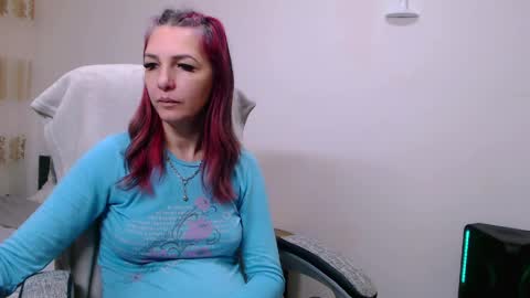 EvadesireONE online show from April 2026 08:18:02 AM