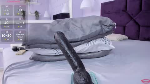 Snapshot of evahalston chatting on October 2025 09:05:02 PM evahalston online show from October 2025 09:05:02 PM