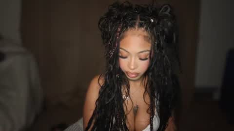 Snapshot of evajonez chatting on June 2026 02:01:02 AM Eva online show from June 2026 02:01:02 AM