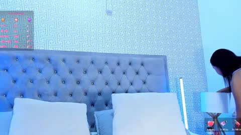 Snapshot of evalunna__ chatting on November 2025 06:51:01 PM Eva Luna online show from November 2025 06:51:01 PM