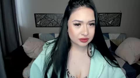 Snapshot of evamoriese chatting on December 2025 04:17:01 AM Kris online show from December 2025 04:17:01 AM