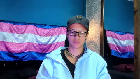 Snapshot of evan_smitt chatting on December 2024 03:15:01 AM Evan Smitt online show from December 2024 03:15:01 AM