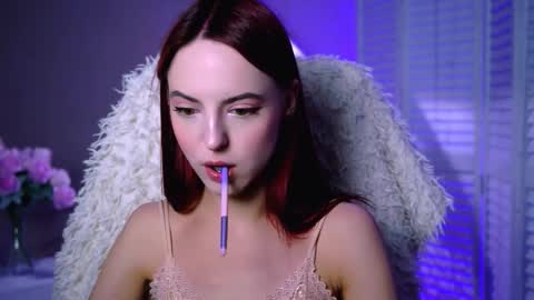 Snapshot of evanellson chatting on October 2025 12:05:01 PM Eva online show from October 2025 12:05:01 PM