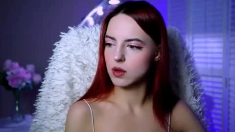 Snapshot of evanellson chatting on October 2025 12:27:01 PM Eva online show from October 2025 12:27:01 PM