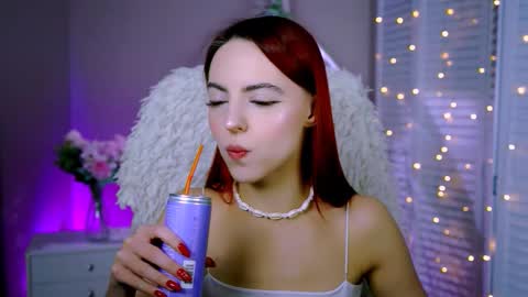 Snapshot of evanellson chatting on November 2025 12:15:02 PM Eva online show from November 2025 12:15:02 PM