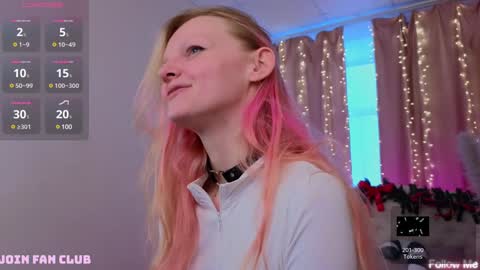 Snapshot of evangel1ne chatting on January 2025 10:27:02 AM evangel1ne online show from January 2025 10:27:02 AM