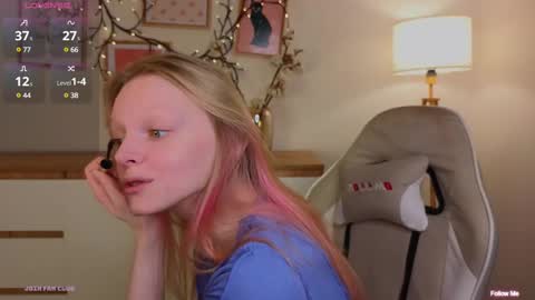 Snapshot of evangel1ne chatting on February 2025 10:31:02 AM evangel1ne online show from February 2025 10:31:02 AM