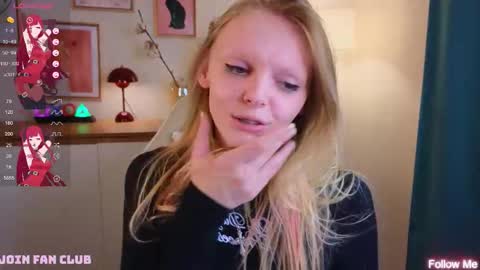 Snapshot of evangel1ne chatting on October 2025 08:17:02 PM evangel1ne online show from October 2025 08:17:02 PM