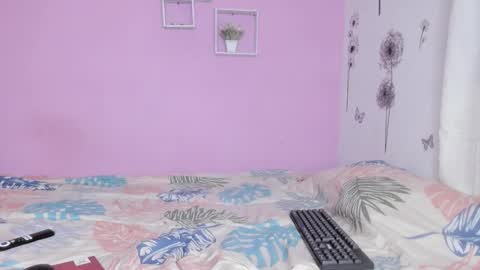 Snapshot of evangeline_mos chatting on December 2025 06:40:01 AM evangeline_mos online show from December 2025 06:40:01 AM