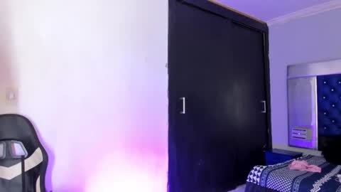 evanllelyne online show from October 2025 11:27:02 PM