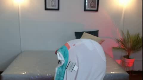 Snapshot of evanss_lx chatting on November 2025 07:35:01 PM Evanssa lx online show from November 2025 07:35:01 PM