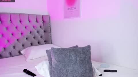 Eva Olimpo online show from December 2025 03:35:01 AM