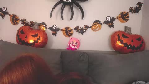 Adelina online show from November 2025 05:21:01 AM