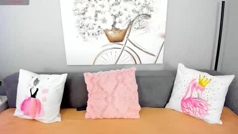 Adelina online show from November 2025 08:14:01 AM