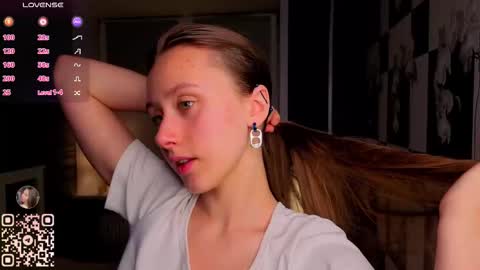 Eva online show from November 2025 07:05:02 PM