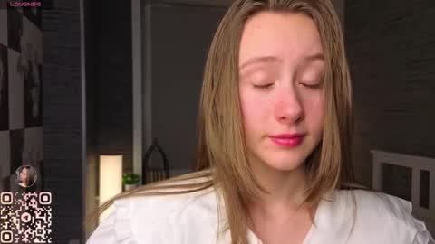 Eva online show from November 2025 07:16:02 PM