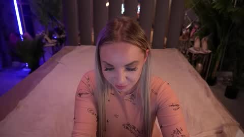 Eva online show from October 2025 08:49:01 PM