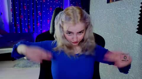 evavibe online show from March 2026 05:48:01 AM