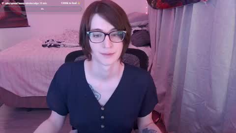 Vivi online show from February 2025 03:04:02 AM