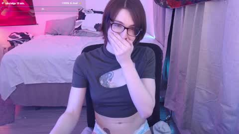 Vivi online show from February 2025 02:29:02 AM