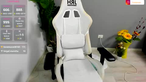 eveeevian online show from March 2026 10:07:01 PM