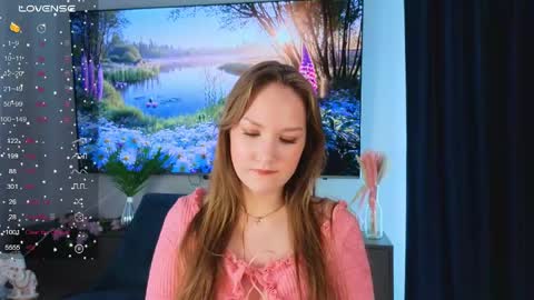 Snapshot of evegreenlee chatting on June 2026 07:09:02 AM evegreenlee online show from June 2026 07:09:02 AM