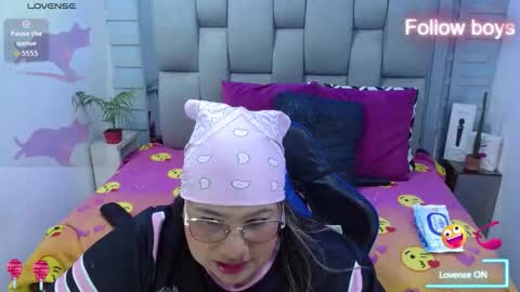 evelin zaens online show from February 2026 05:36:01 AM